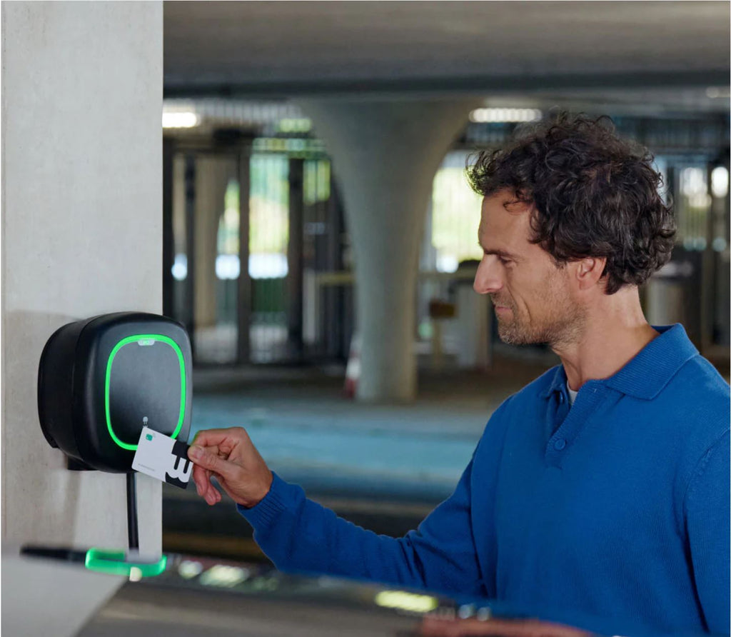 Wallbox Pulsar Pro 48A Connector EV Charger